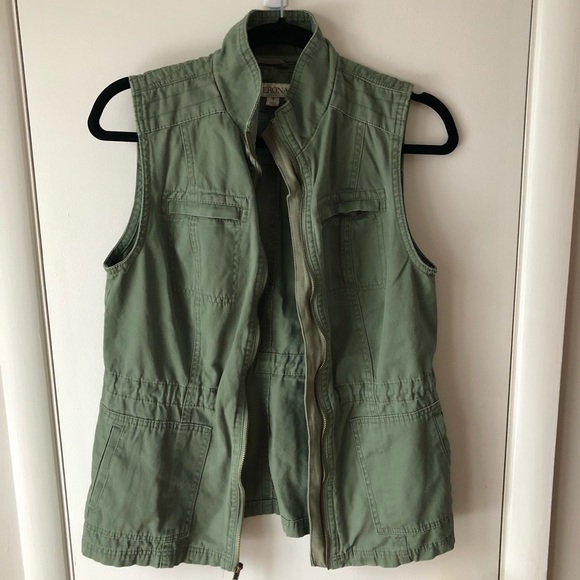 Green Khaki Vest - Picture 1 of 2